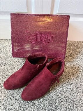 Refresh Women's Wine Suede Side-Zip Ankle Booties